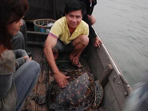 bieu duong y thuc bao ve dvhd cua ngu dan thua thien hue